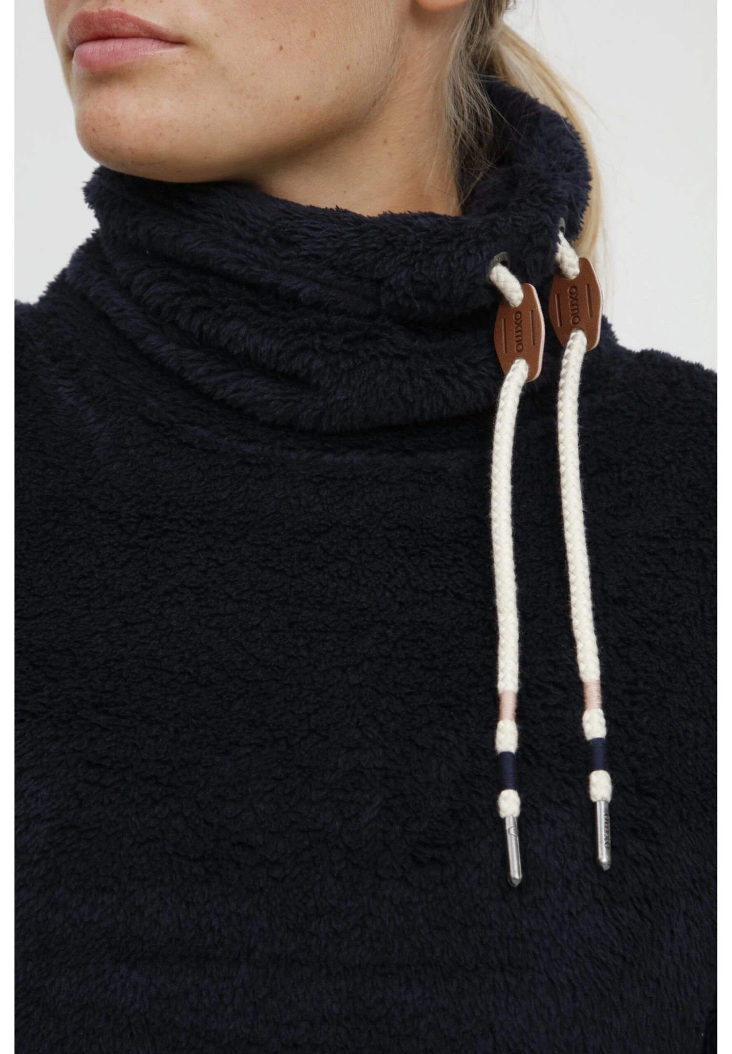 OXMO OXAnnika - Sweatshirt - Black 4 OXMO OXAnnika - Sweatshirt - Black - Image 4