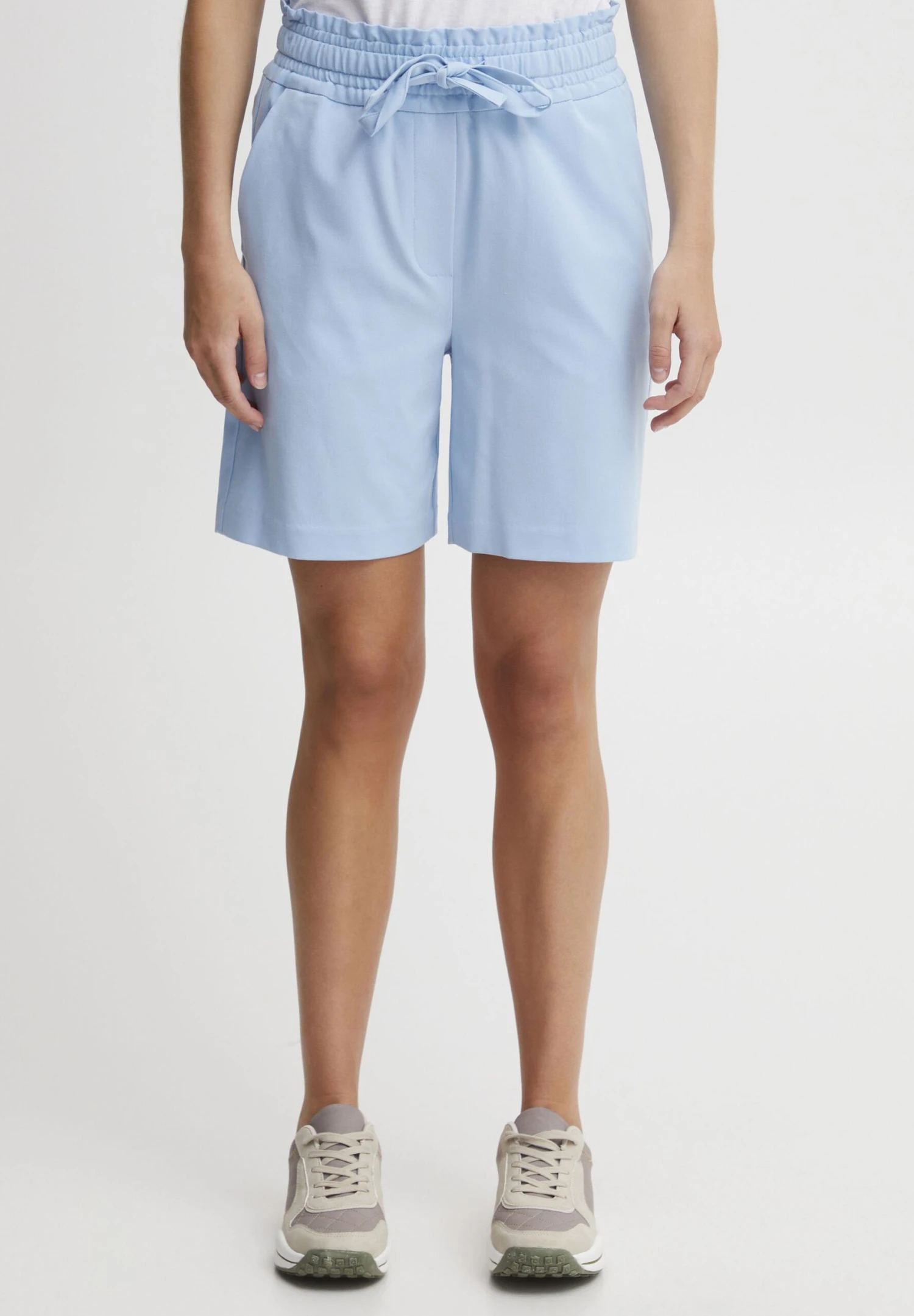 OXMO OXDANIELLA REGULAR FIT - Shorts - Blue Bell 1 OXMO OXDANIELLA REGULAR FIT - Shorts - Blue Bell