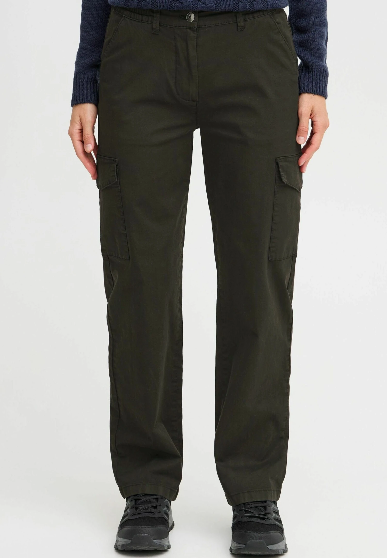 OXMO OXLOCO REGULAR FIT - Cargo Trousers - Black 1 OXMO OXLOCO REGULAR FIT - Cargo Trousers - Black