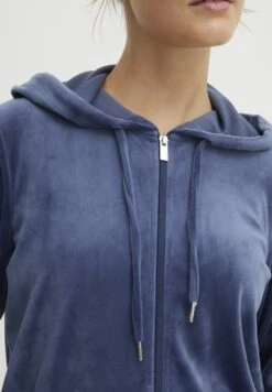 OXMO OXMITTA - Tracksuit - Crown Blue 16 OXMO OXMITTA - Tracksuit - Crown Blue -OXMO Store a48ffa42c5584dabbc6d9c2c5dffca6a