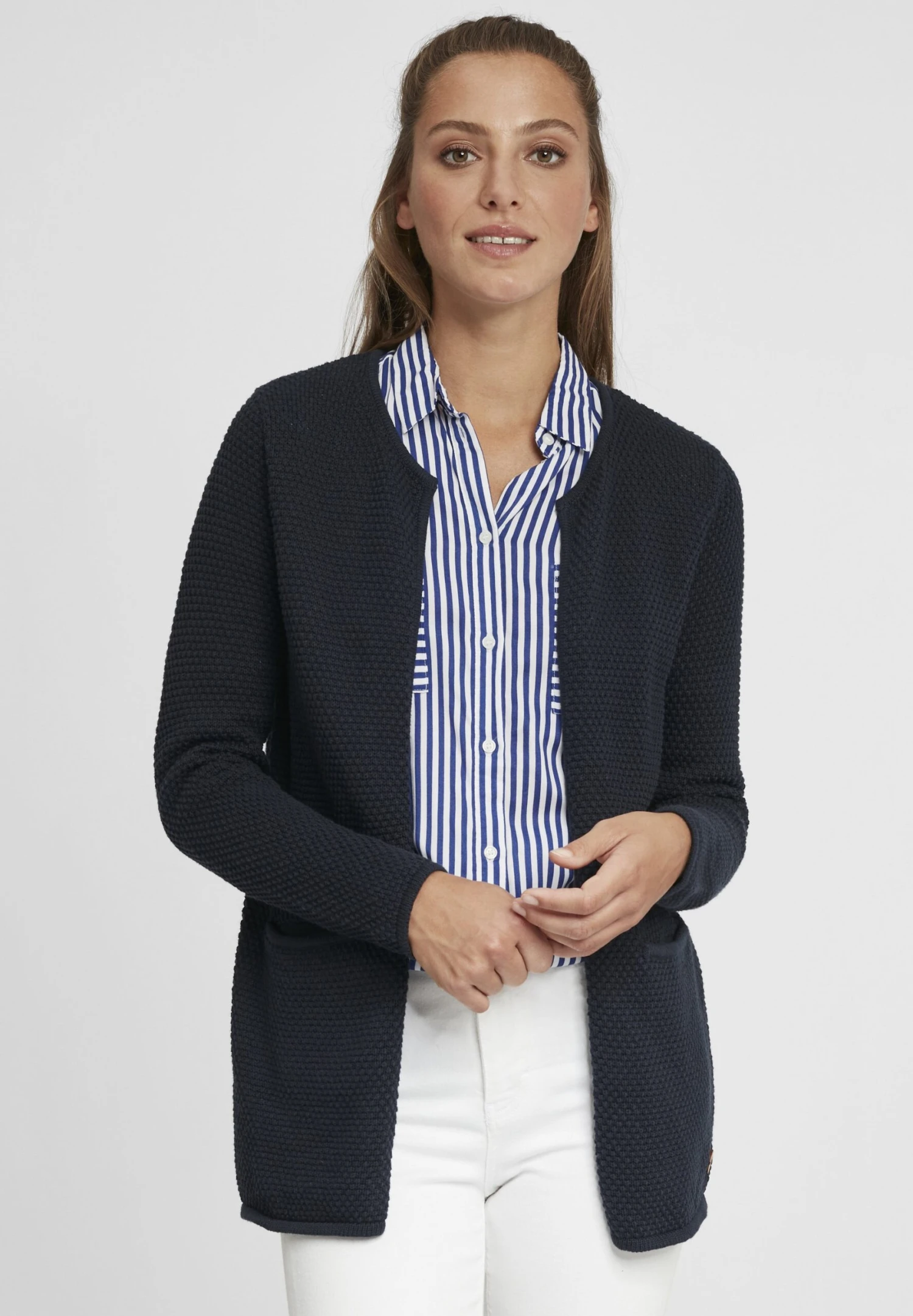 OXMO OXHilda - Cardigan - Total Eclipse 1 OXMO OXHilda - Cardigan - Total Eclipse