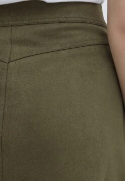 OXMO OXJUNE - A-line Skirt - Olive Night 13 OXMO OXJUNE - A-line Skirt - Olive Night -OXMO Store a765f52e58e7459b87f5a6b11110033b