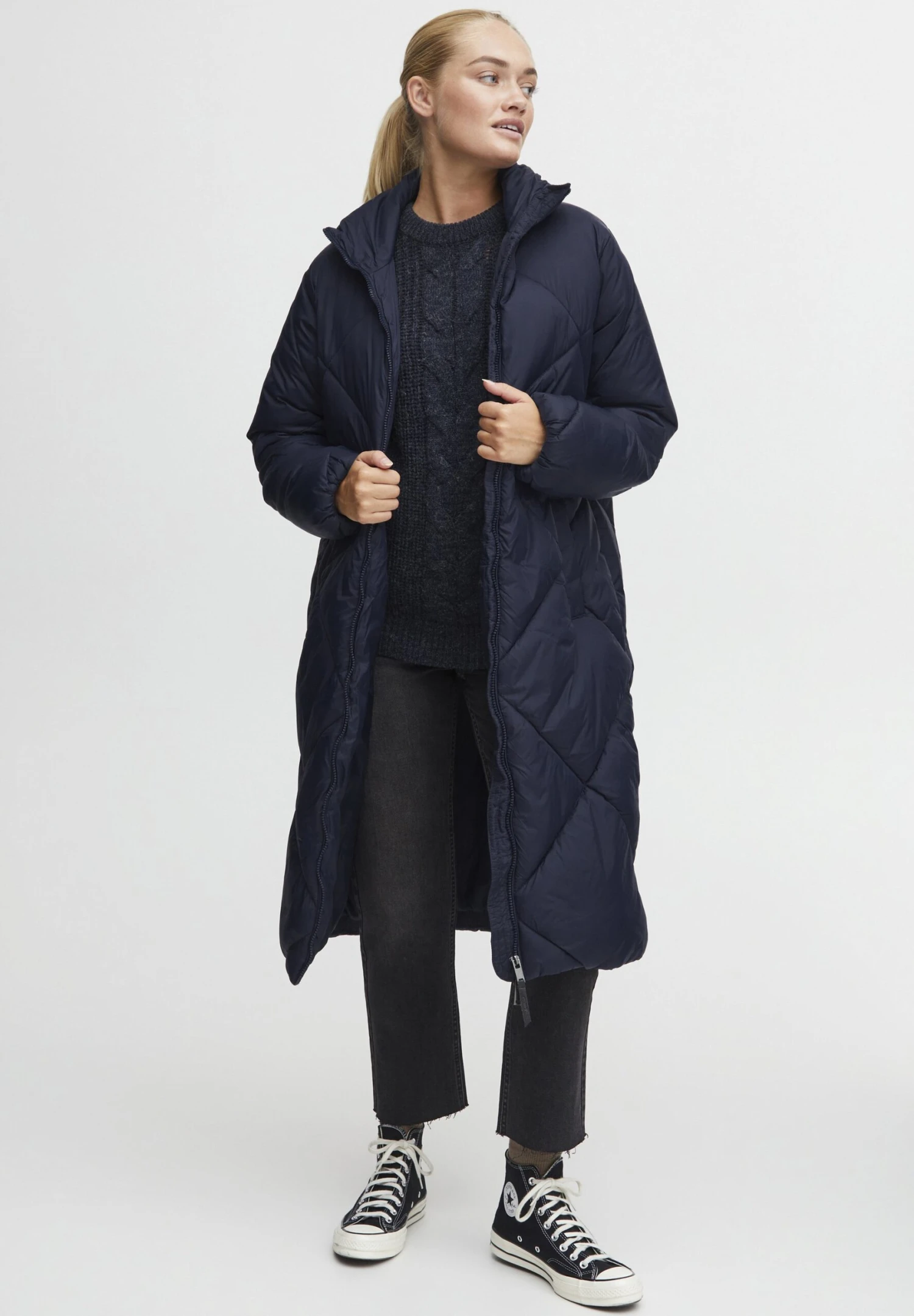 OXMO OXBONNIE - Winter Coat - Total Eclipse 2 OXMO OXBONNIE - Winter Coat - Total Eclipse - Image 2