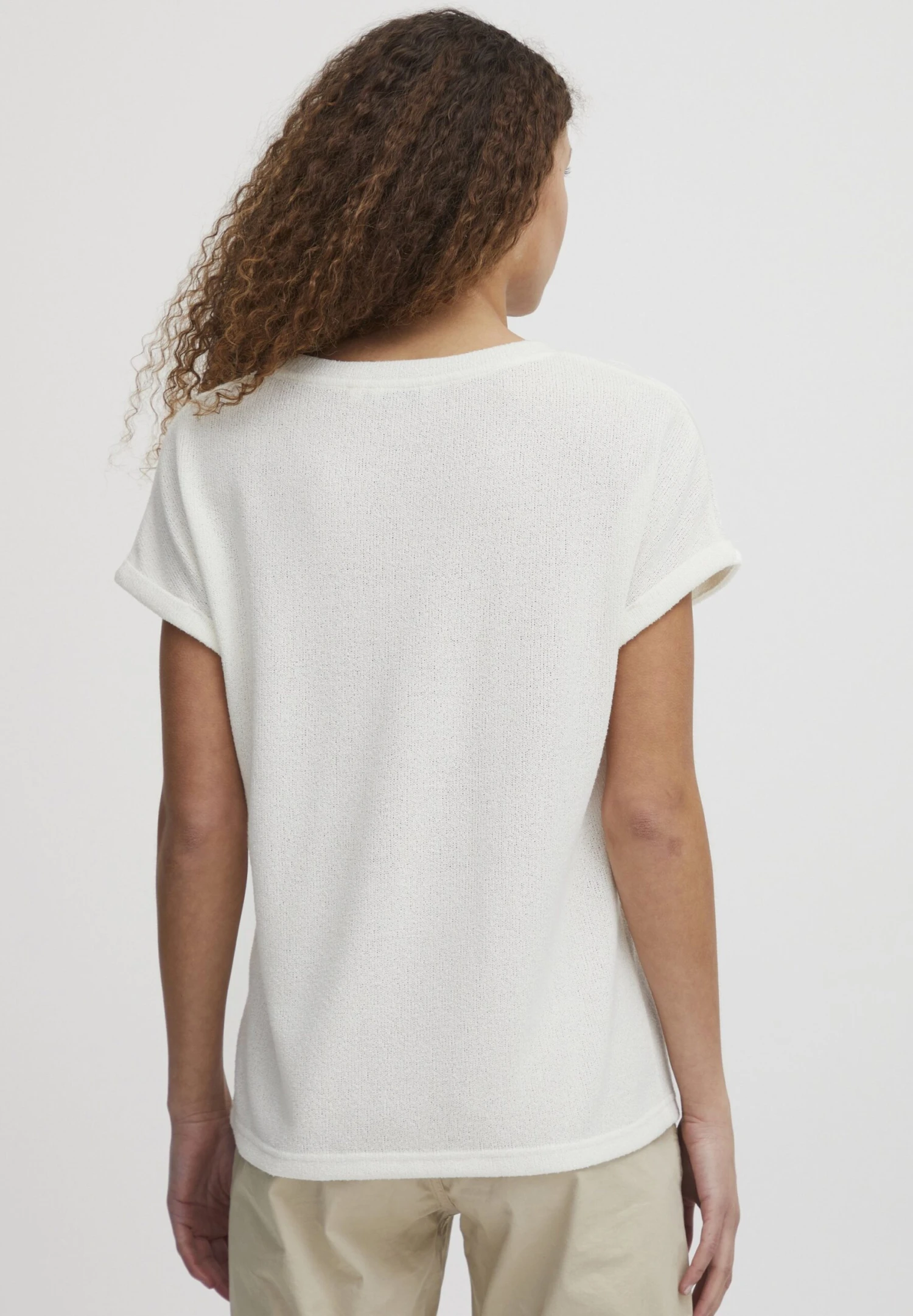 OXMO OXKatie - Basic T-shirt - Off White 3 OXMO OXKatie - Basic T-shirt - Off White - Image 3