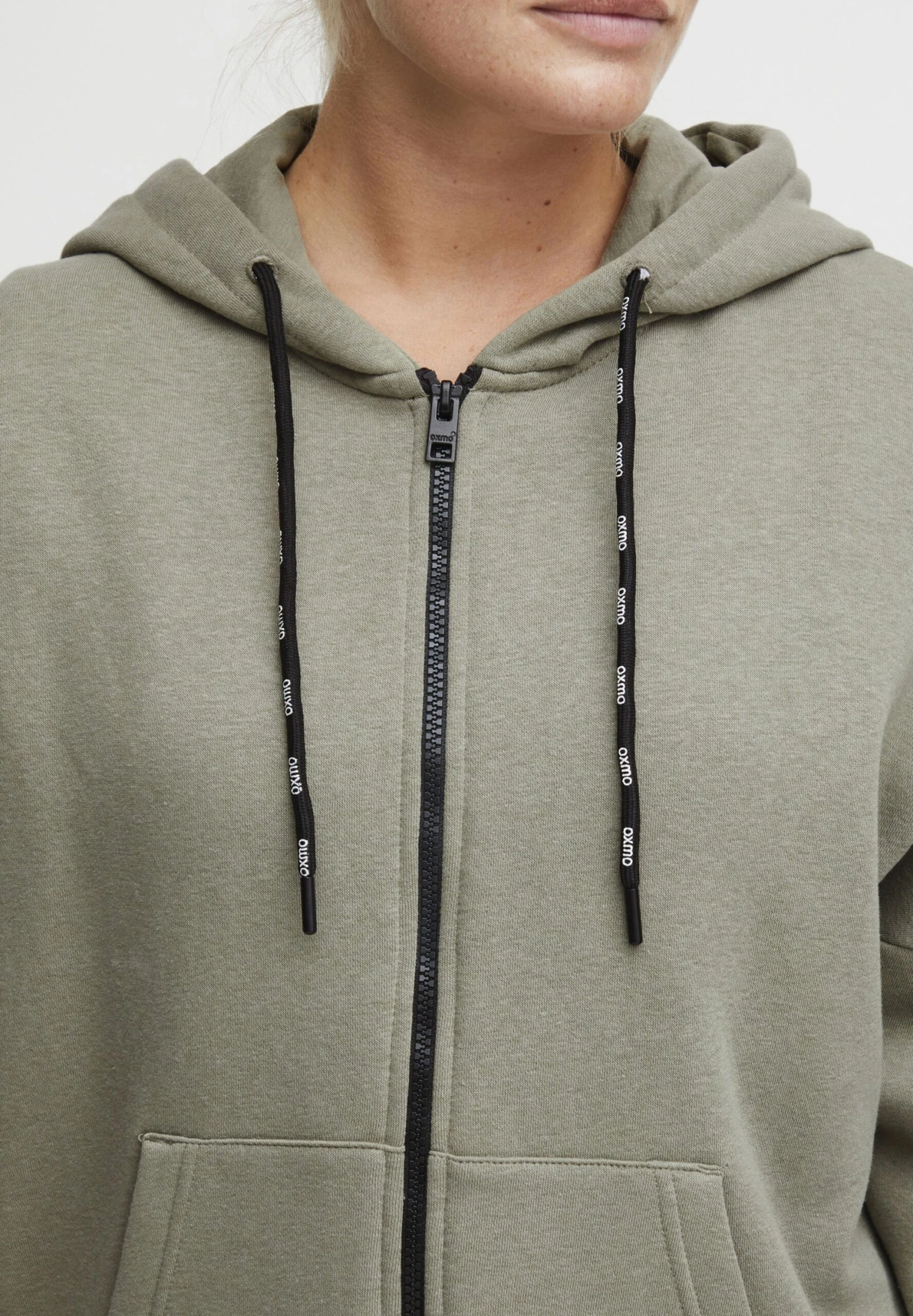 OXMO OXSANICE - Zip-up Sweatshirt - Vetiver 4 OXMO OXSANICE - Zip-up Sweatshirt - Vetiver - Image 4