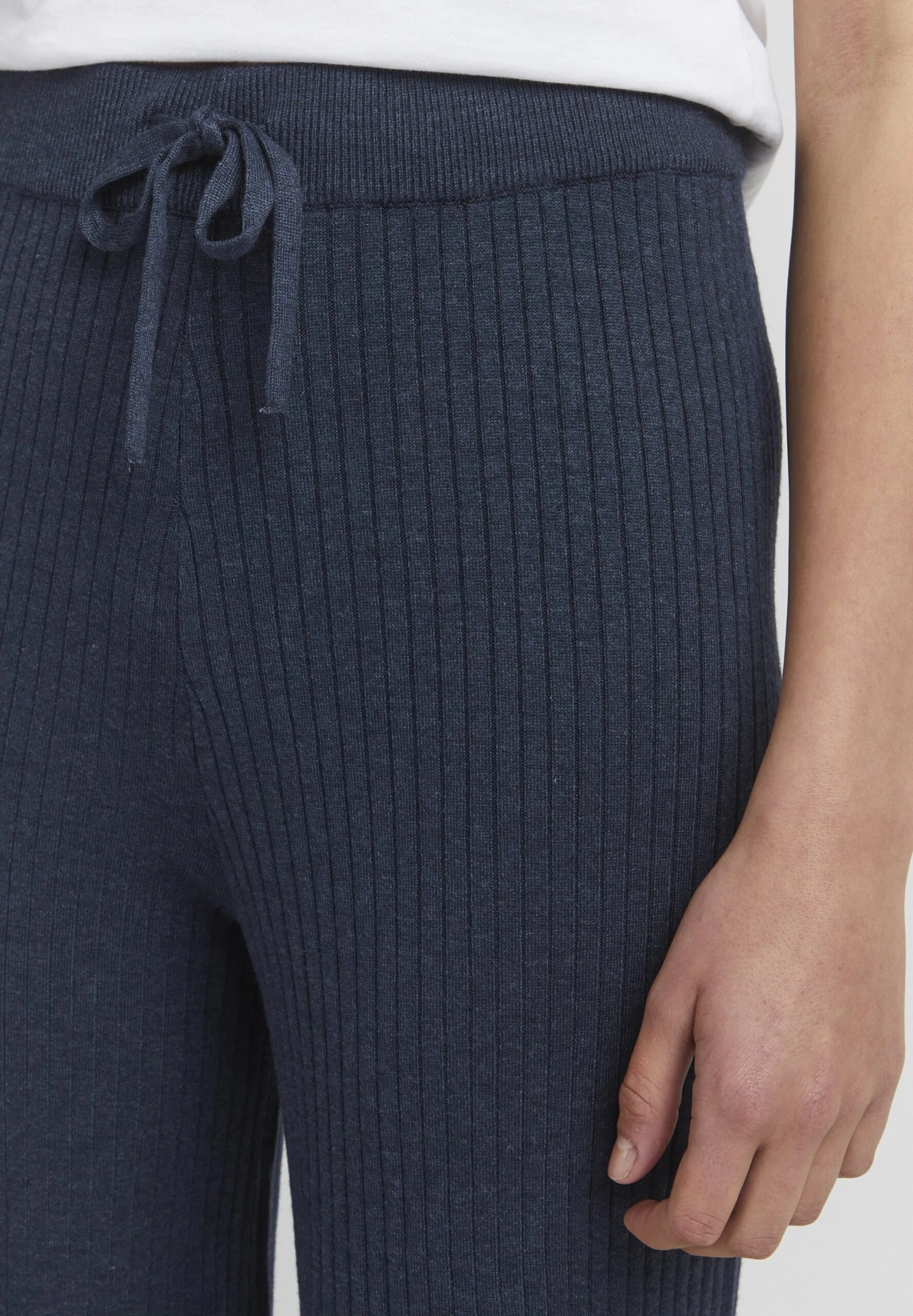 OXMO OXRIE - Trousers - Total Eclipse 4 OXMO OXRIE - Trousers - Total Eclipse - Image 4