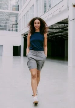 OXMO OXKVINNE REGULAR FIT - Shorts - Pewter 18 OXMO OXKVINNE REGULAR FIT - Shorts - Pewter -OXMO Store be7ef44583784645875c85e9aa24a17c