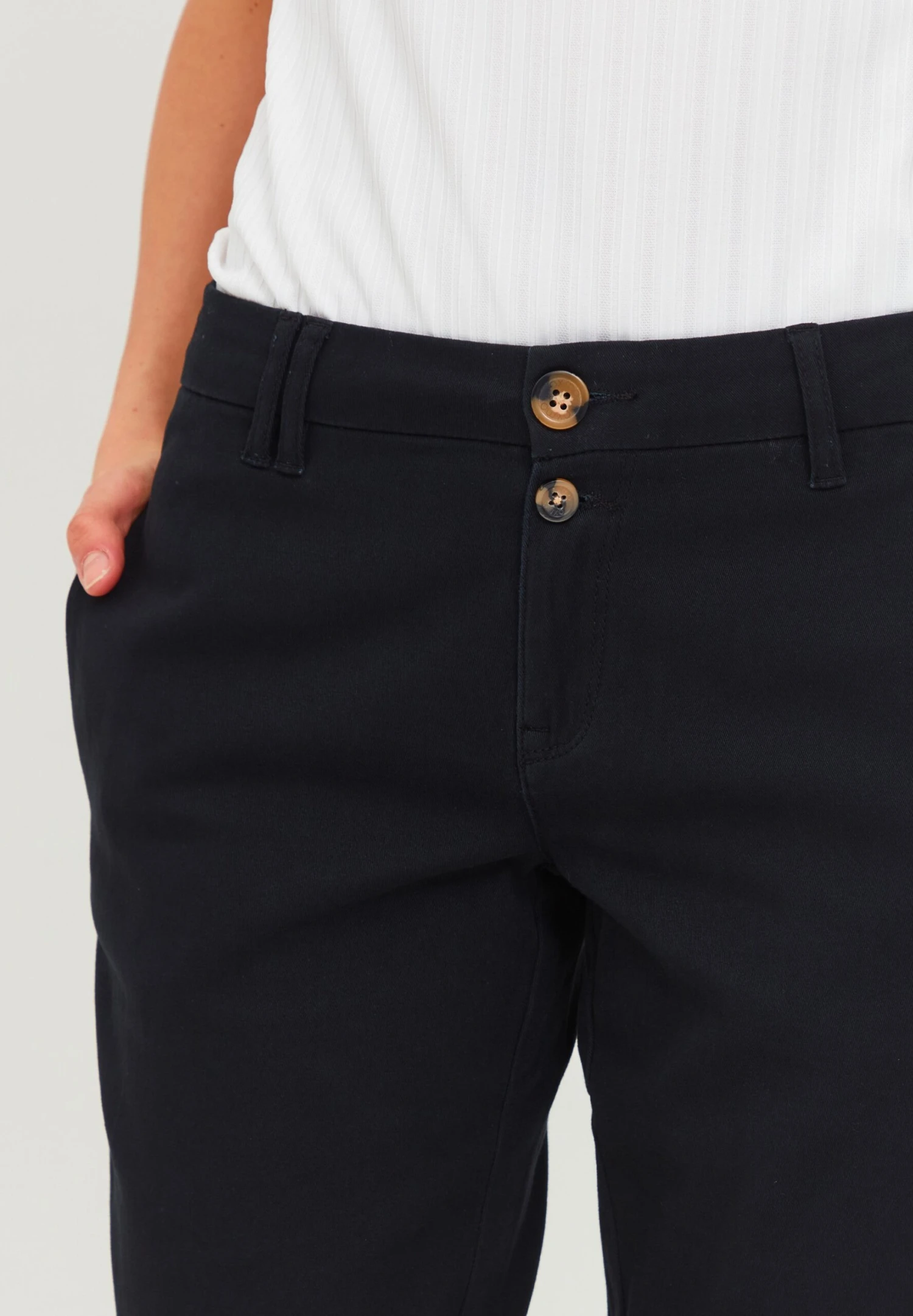 OXMO OXPILAR CASUAL FIT - Chinos - Black 6 OXMO OXPILAR CASUAL FIT - Chinos - Black - Image 6