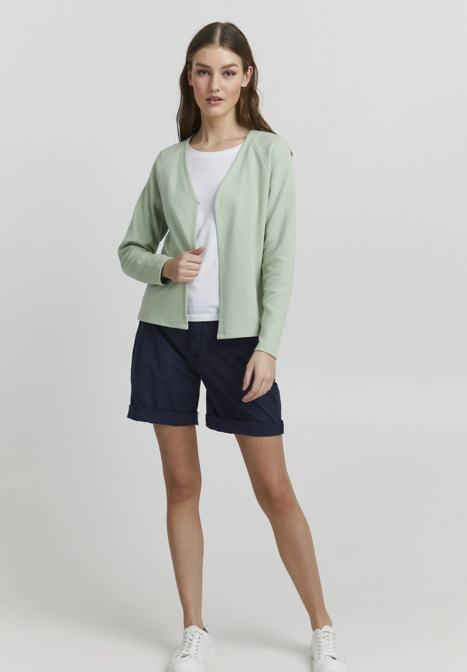 OXMO OXJonia - Cardigan - Frosty Green 2 OXMO OXJonia - Cardigan - Frosty Green - Image 2