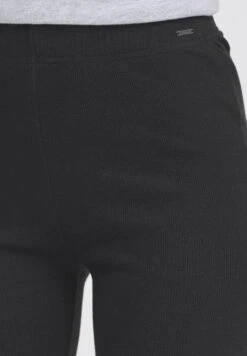 OXMO OXLOV SLIM FIT - Shorts - Black 13 OXMO OXLOV SLIM FIT - Shorts - Black -OXMO Store c32fe2c0d319489782dd311f7f0a5861