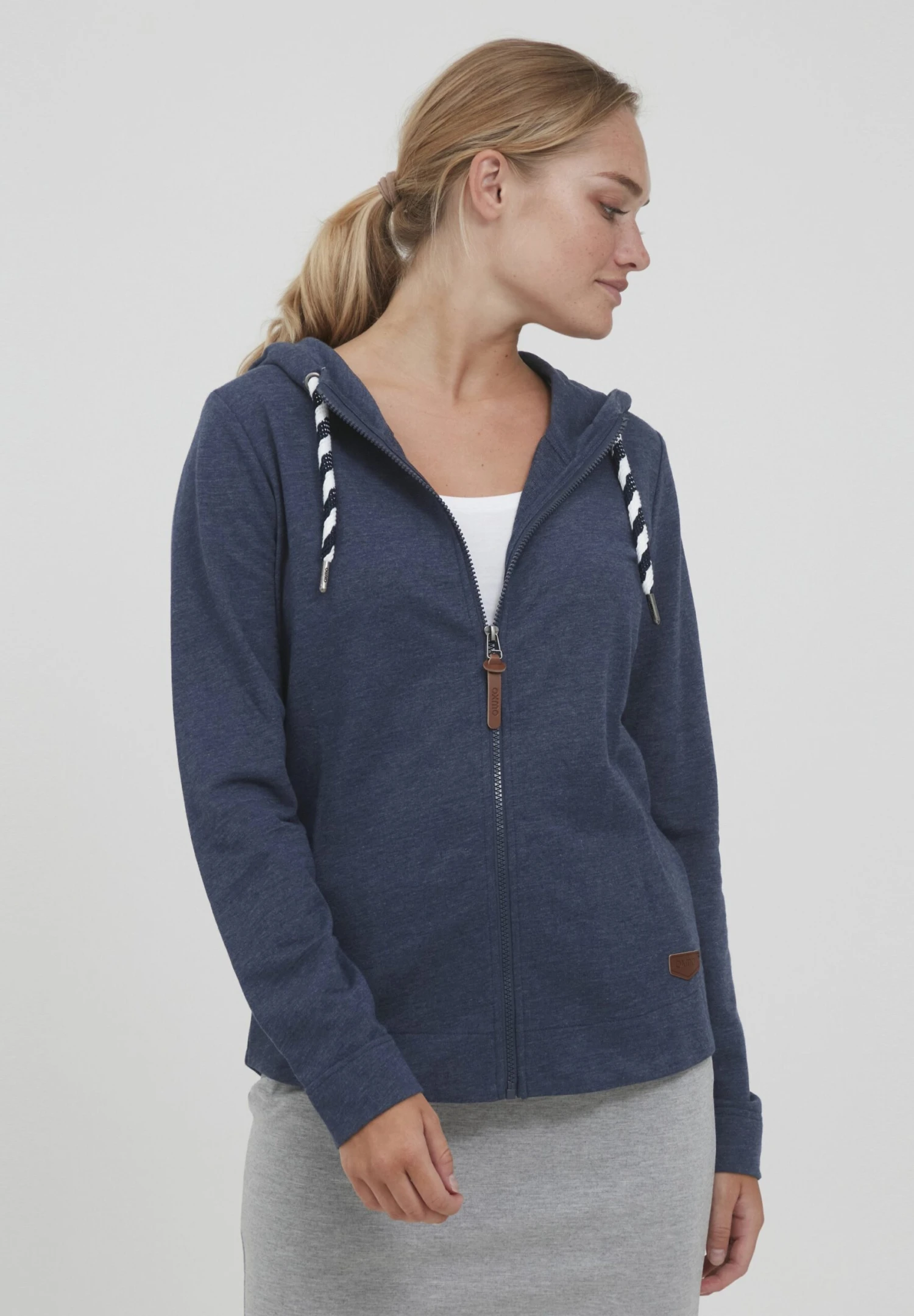 OXMO OXWanda - Zip-up Sweatshirt - Ins Bl Mel 1 OXMO OXWanda - Zip-up Sweatshirt - Ins Bl Mel