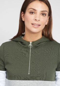 OXMO OXOmara - Hoodie - Climbing Ivy 12 OXMO OXOmara - Hoodie - Climbing Ivy -OXMO Store c8461c6fcf9f45f7ac81ab1e94b437a2