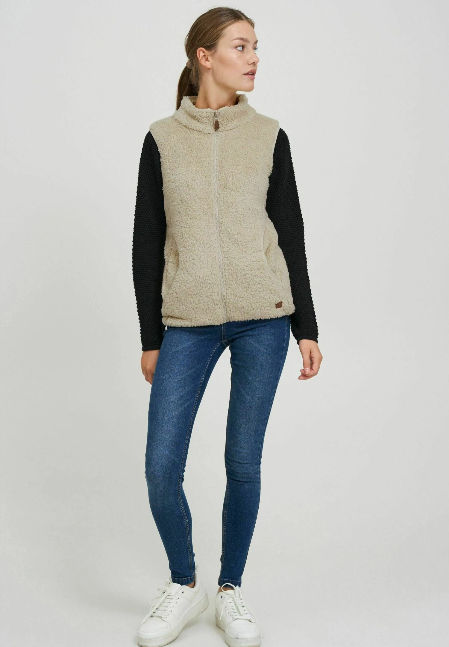 OXMO OXTHERI - Waistcoat - Grey 2 OXMO OXTHERI - Waistcoat - Grey - Image 2