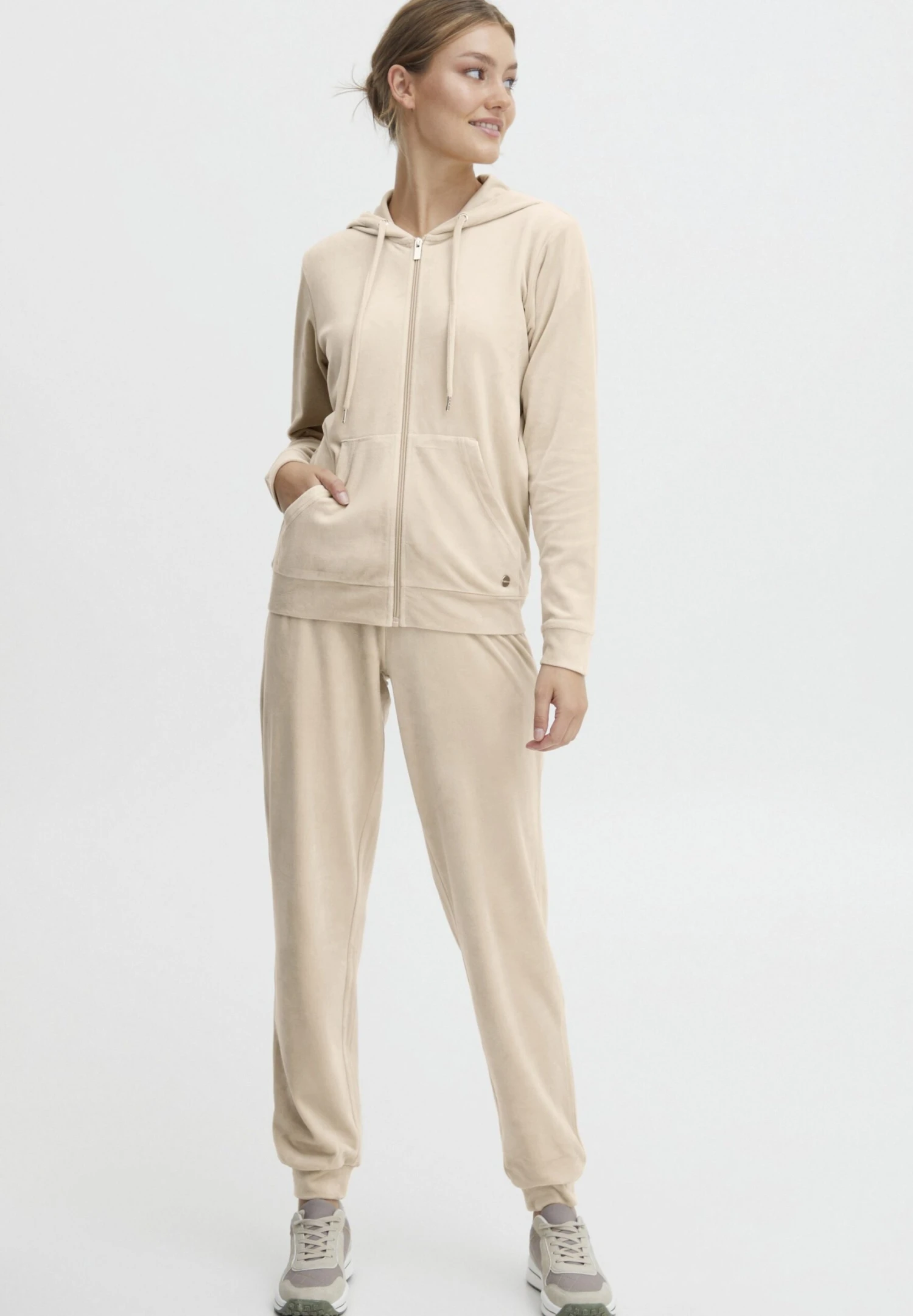OXMO OXMITTA - Tracksuit - Cement 1 OXMO OXMITTA - Tracksuit - Cement