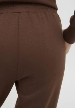 OXMO OXPEARL REGULAR FIT - Tracksuit Bottoms - Brunette -OXMO Store d00ff64fb84e45c793f34763358c7df2