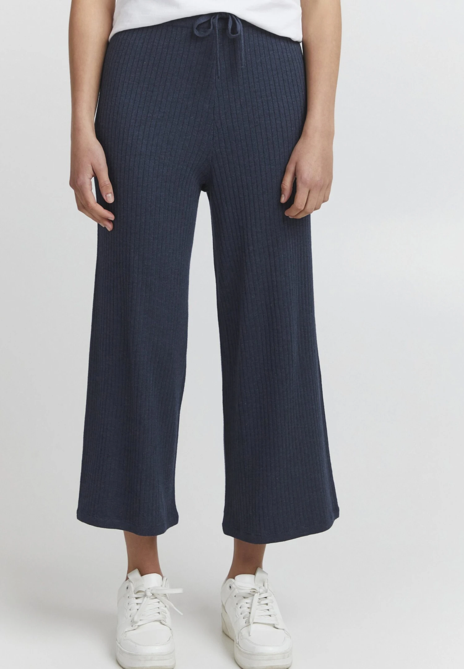 OXMO OXRIE - Trousers - Total Eclipse 1 OXMO OXRIE - Trousers - Total Eclipse