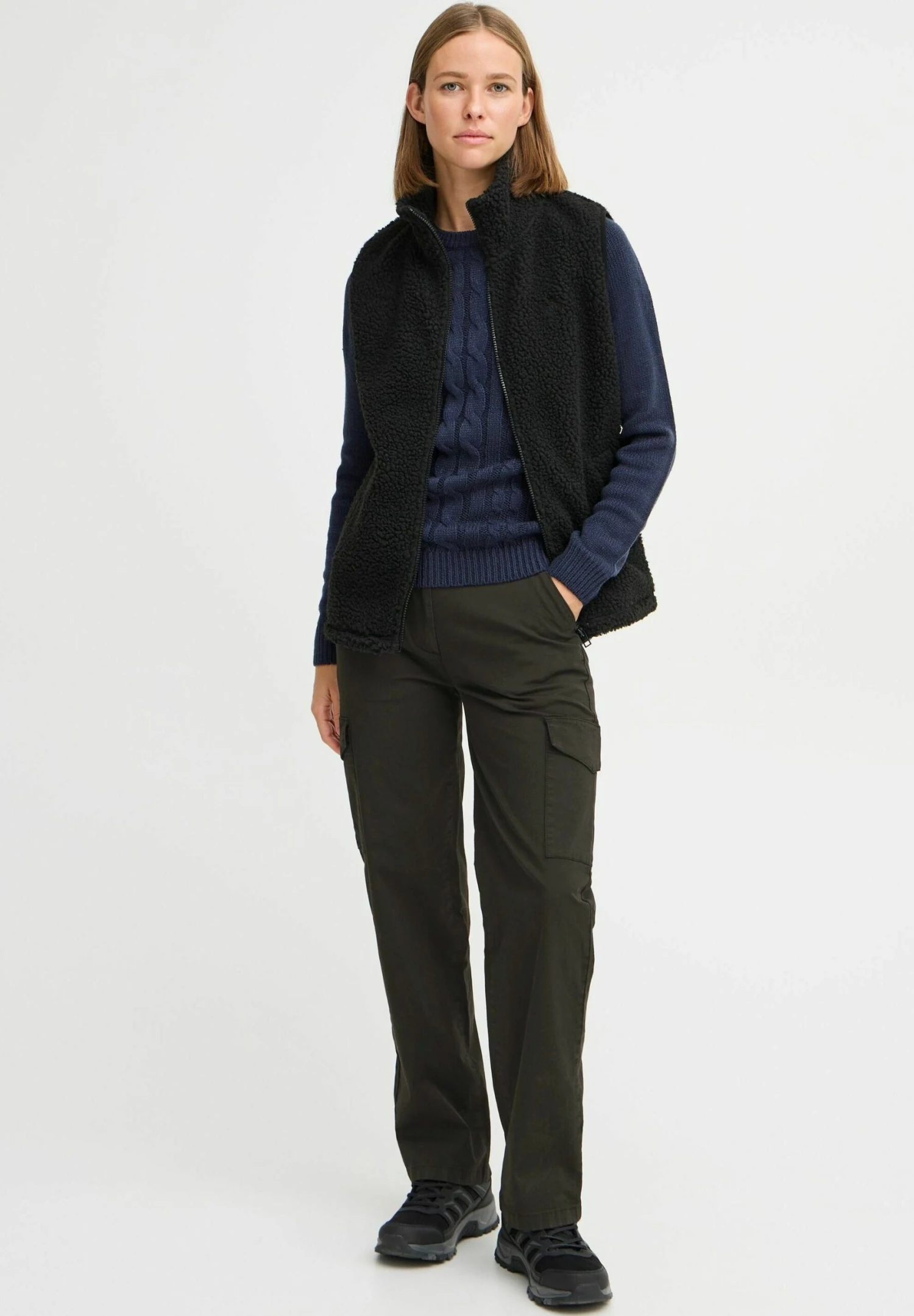 OXMO OXLOCO REGULAR FIT - Cargo Trousers - Black 2 OXMO OXLOCO REGULAR FIT - Cargo Trousers - Black - Image 2