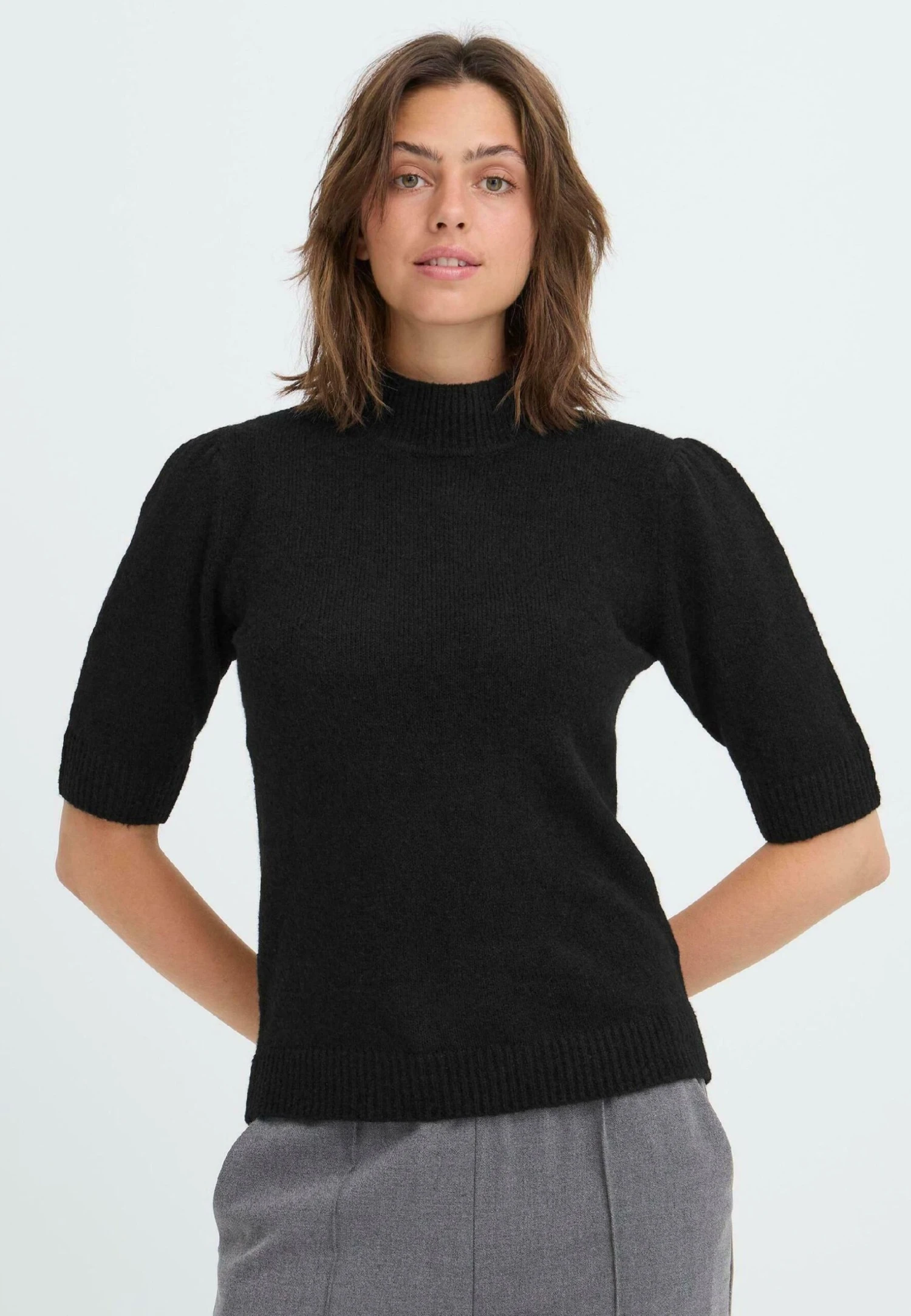 OXMO IHSIF - Basic T-shirt - Black 1 OXMO IHSIF - Basic T-shirt - Black