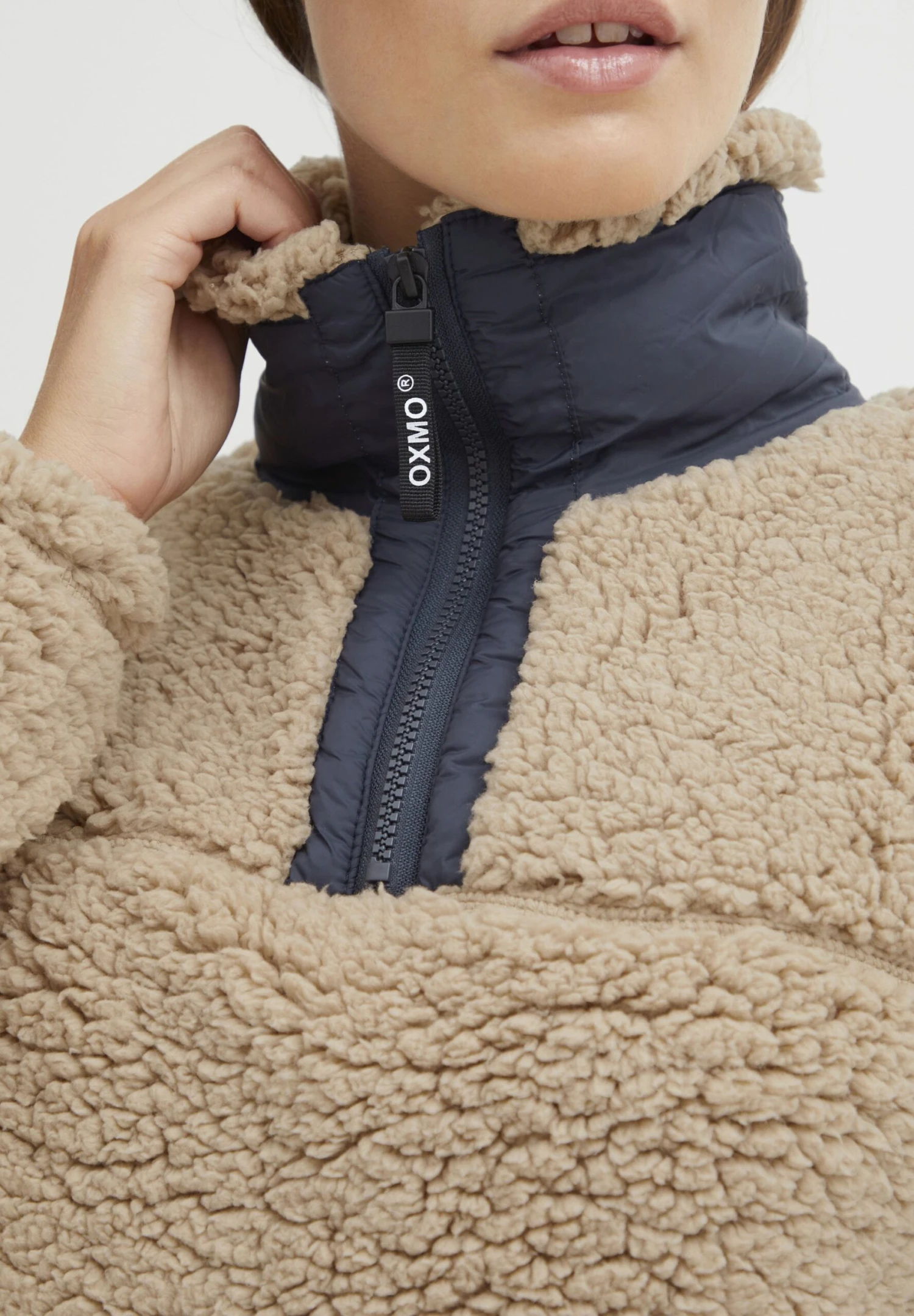 OXMO OXELINA - Fleece Jumper - Doeskin 4 OXMO OXELINA - Fleece Jumper - Doeskin - Image 4