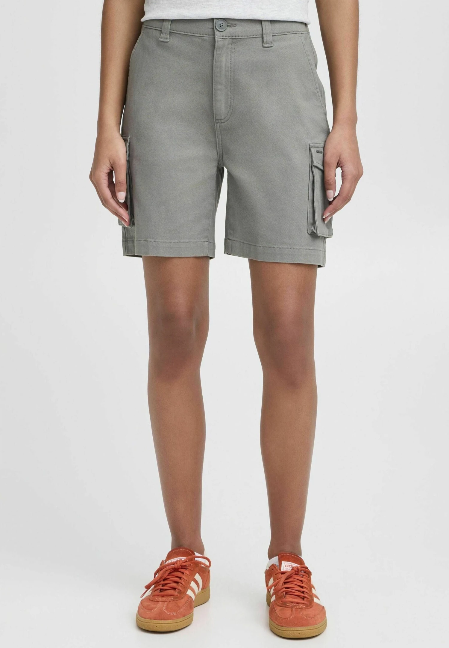OXMO OXKVINNE REGULAR FIT - Shorts - Pewter 1 OXMO OXKVINNE REGULAR FIT - Shorts - Pewter