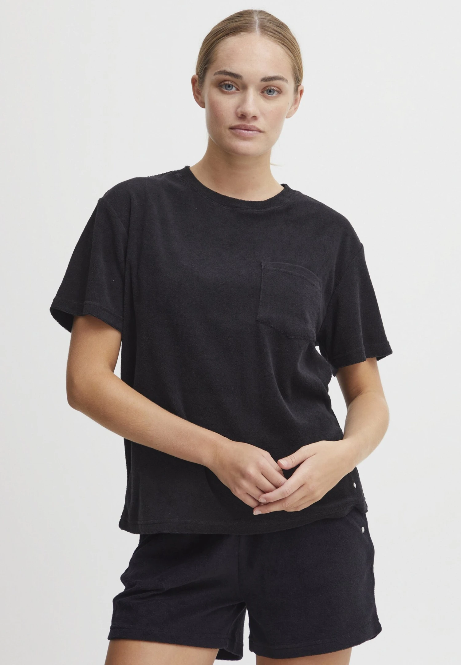 OXMO OXFRIKA - Basic T-shirt - Black 1 OXMO OXFRIKA - Basic T-shirt - Black