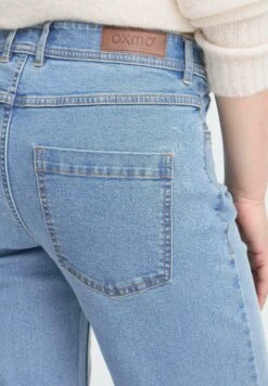 OXMO OXHELLE - Straight Leg Jeans - Ligth Blue Denim 14 OXMO OXHELLE - Straight Leg Jeans - Ligth Blue Denim -OXMO Store dc37807ea7a24e849a1be5b4d4972bb7