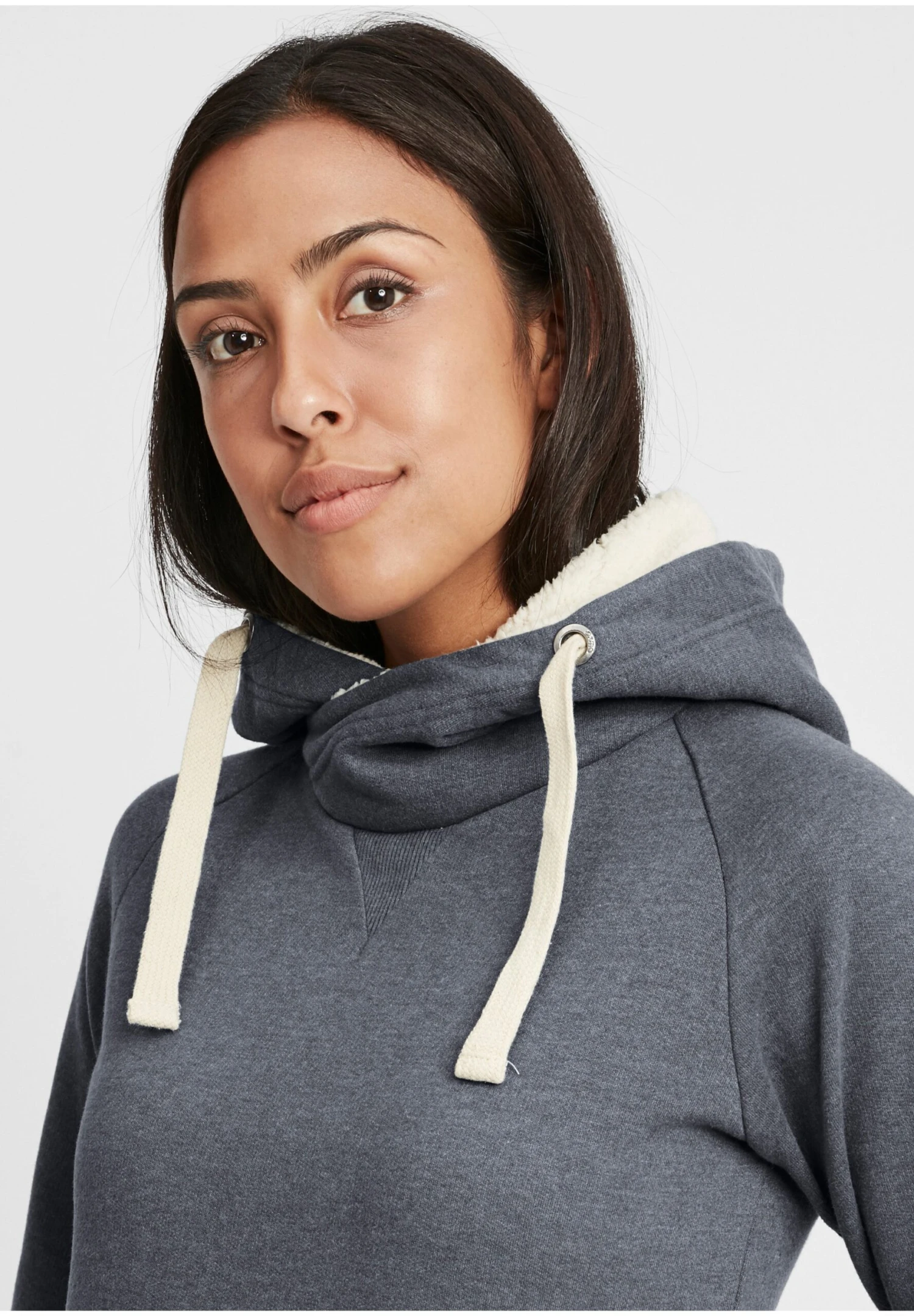 OXMO OXJulia - Hoodie - Navy Teddy 4 OXMO OXJulia - Hoodie - Navy Teddy - Image 4