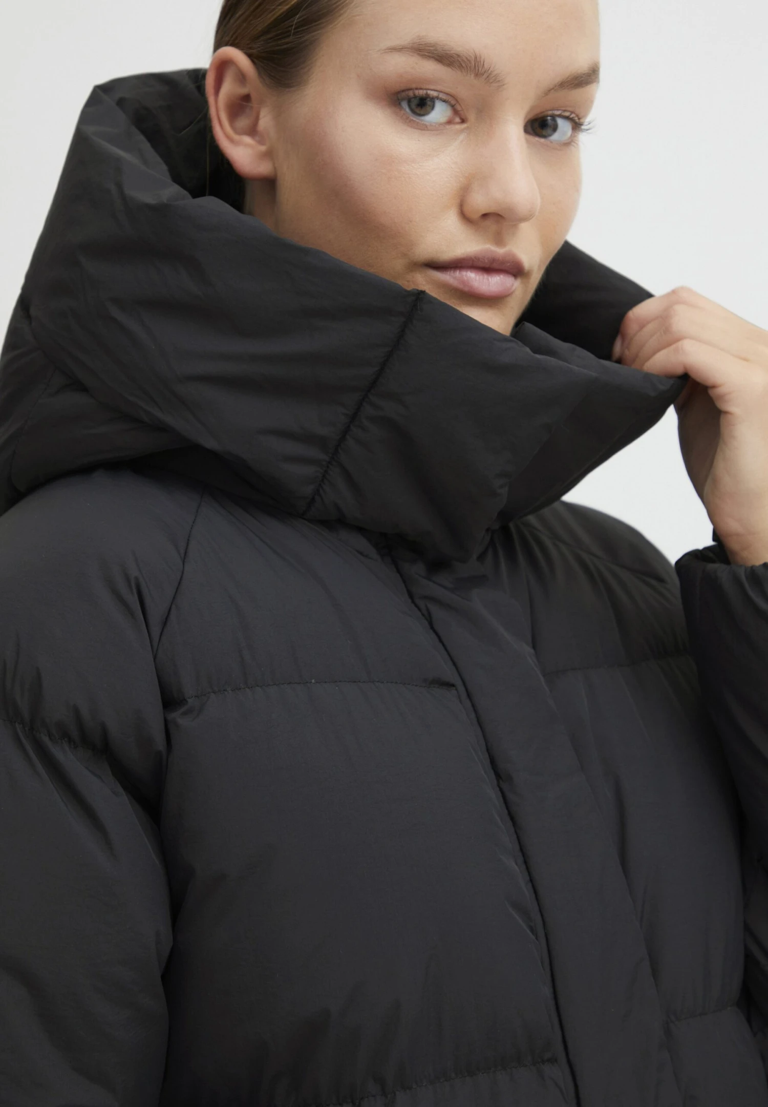 OXMO OXElice - Winter Coat - Black 4 OXMO OXElice - Winter Coat - Black - Image 4
