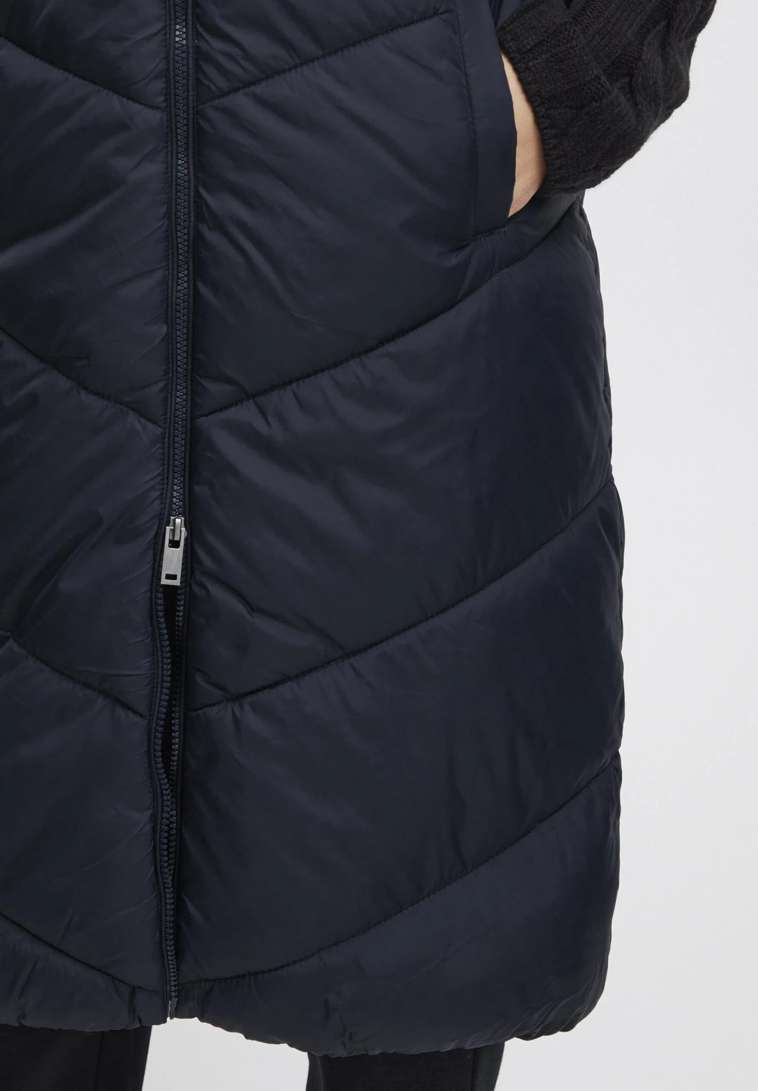 OXMO OXBolyn - Waistcoat - Total Eclipse 5 OXMO OXBolyn - Waistcoat - Total Eclipse - Image 5