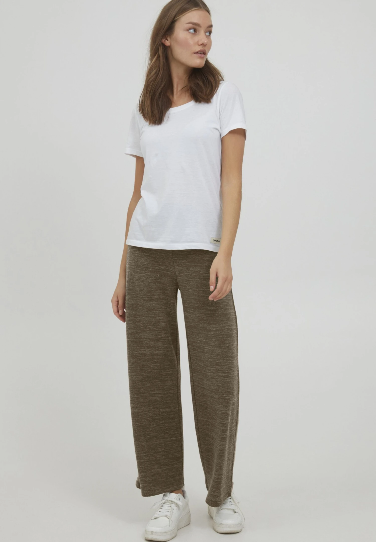 OXMO OXBERENICE LOOSE FIT - Tracksuit Bottoms - Ivy Green Melange 2 OXMO OXBERENICE LOOSE FIT - Tracksuit Bottoms - Ivy Green Melange - Image 2