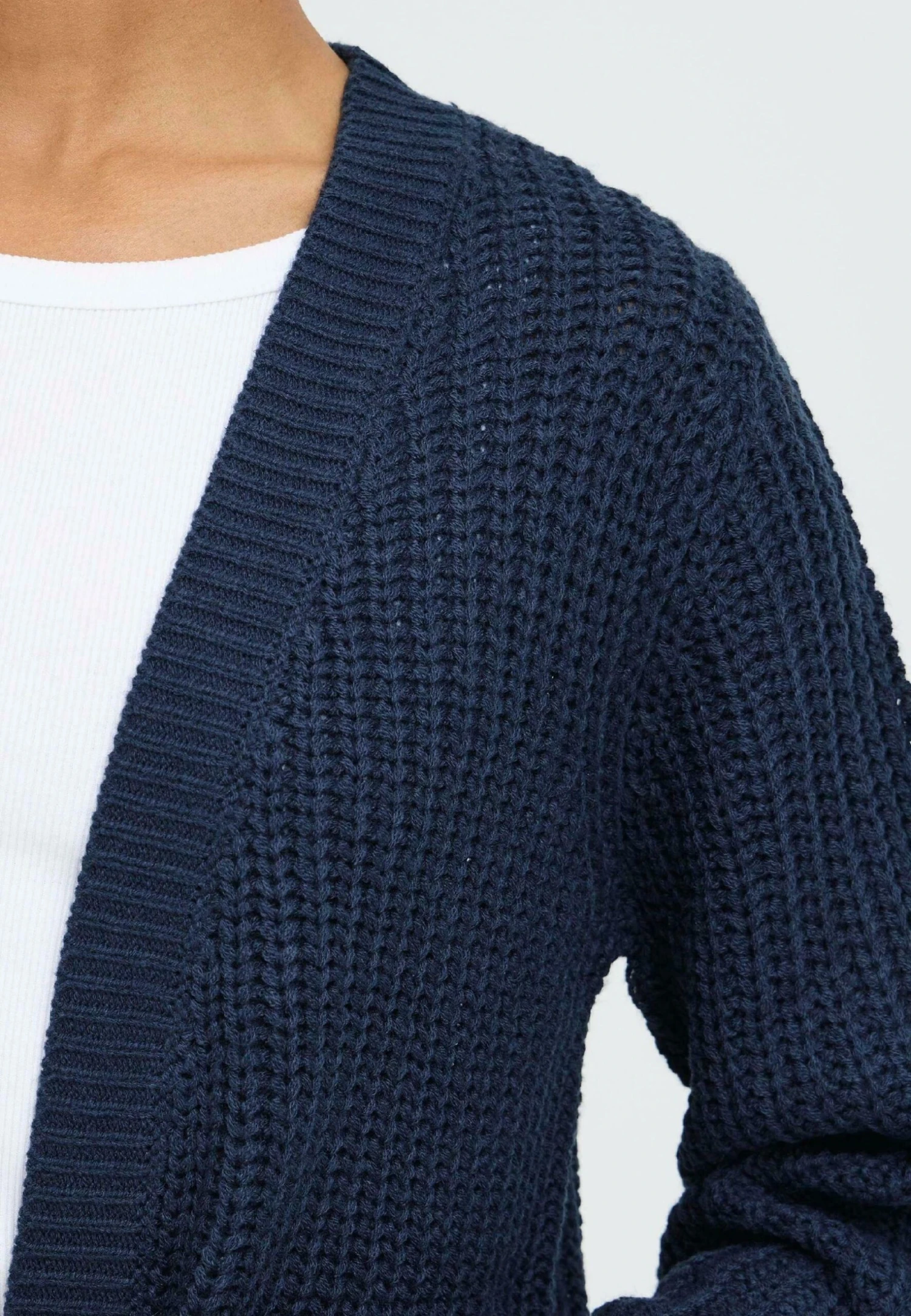 OXMO OXEDNA - Cardigan - Total Eclipse 4 OXMO OXEDNA - Cardigan - Total Eclipse - Image 4