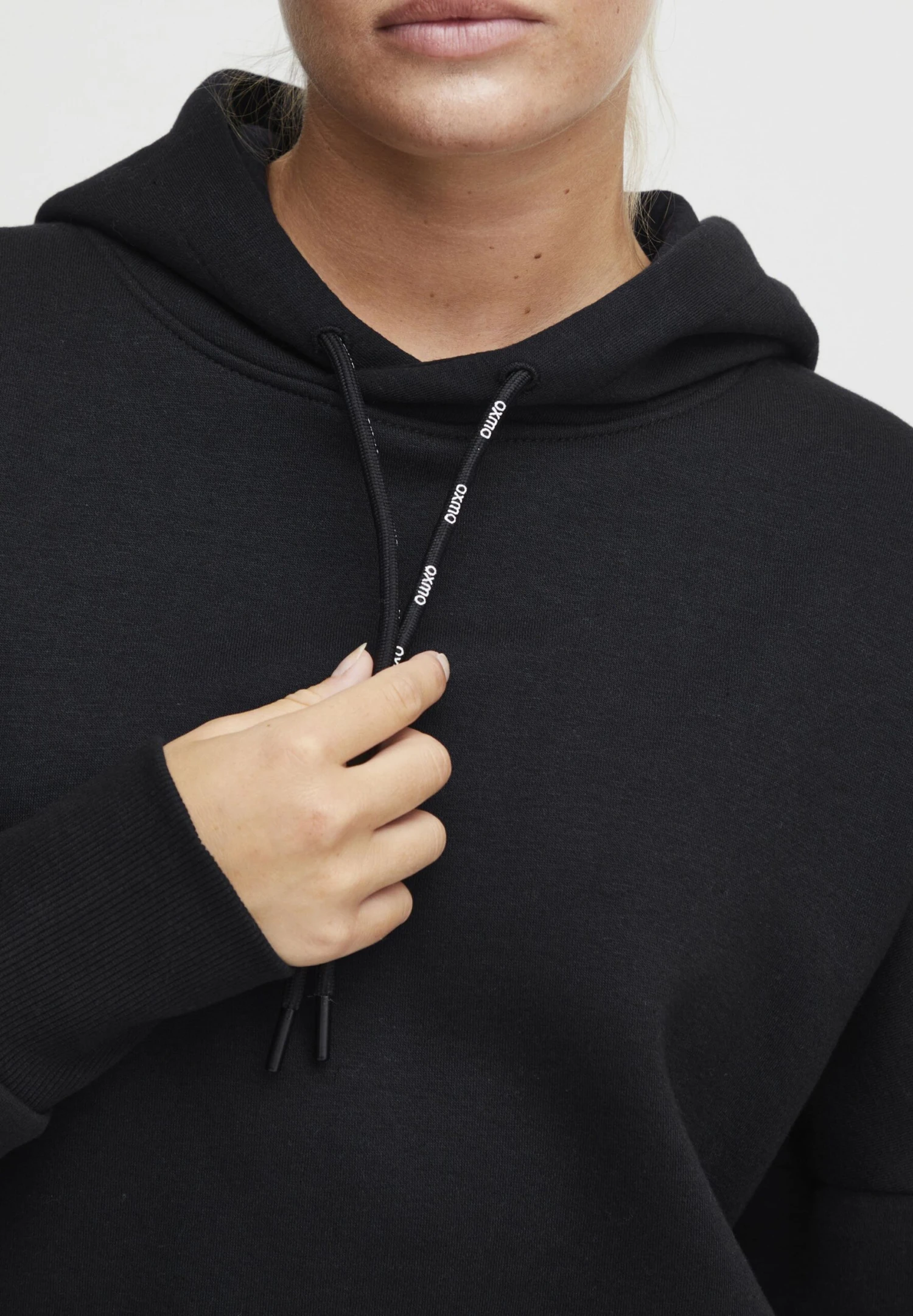 OXMO OXSANNI - Hoodie - Black 5 OXMO OXSANNI - Hoodie - Black - Image 5