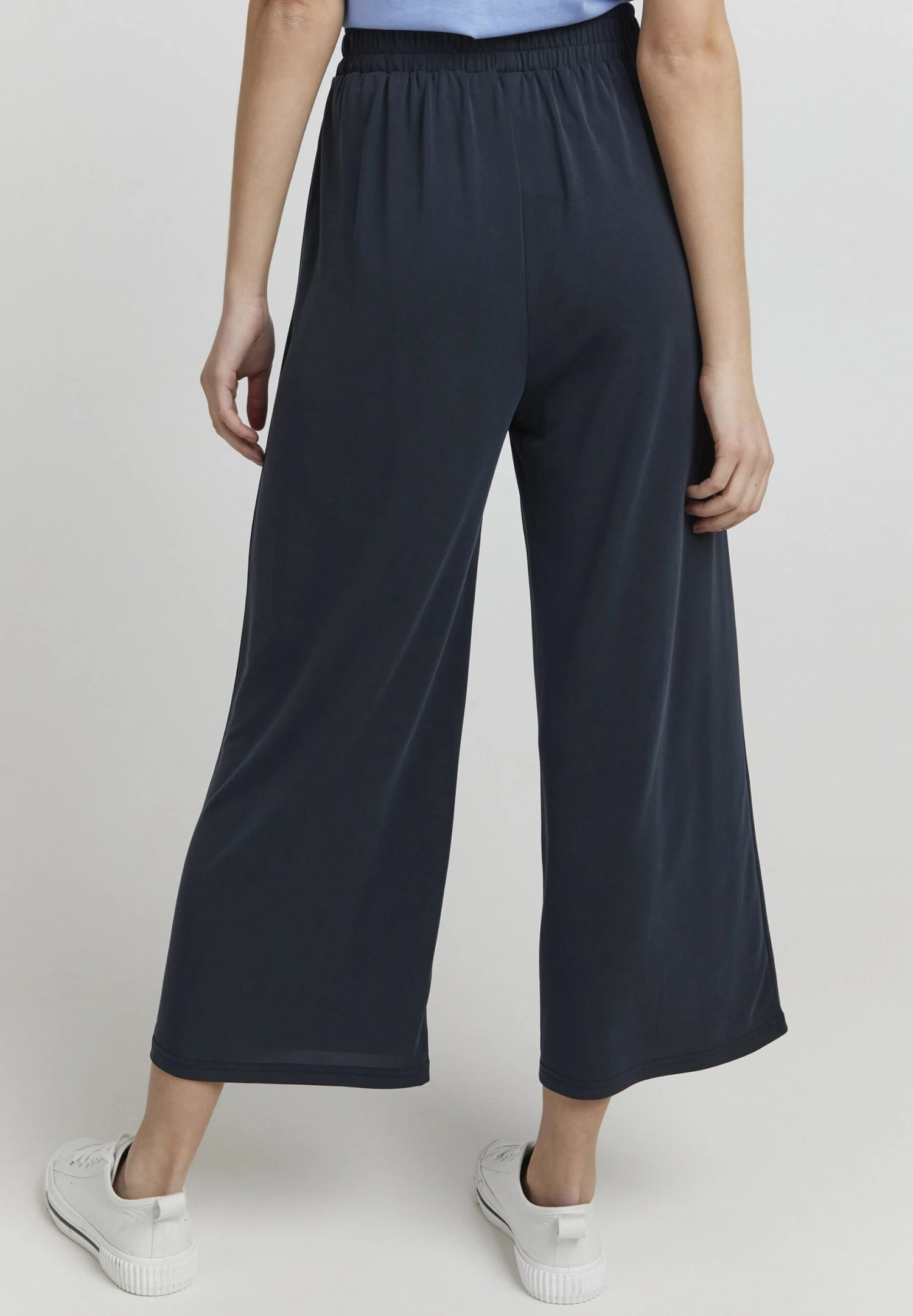OXMO OXBRYNDIS REGULAR FIT WIDE LEG - Trousers - Total Eclipse 3 OXMO OXBRYNDIS REGULAR FIT WIDE LEG - Trousers - Total Eclipse - Image 3