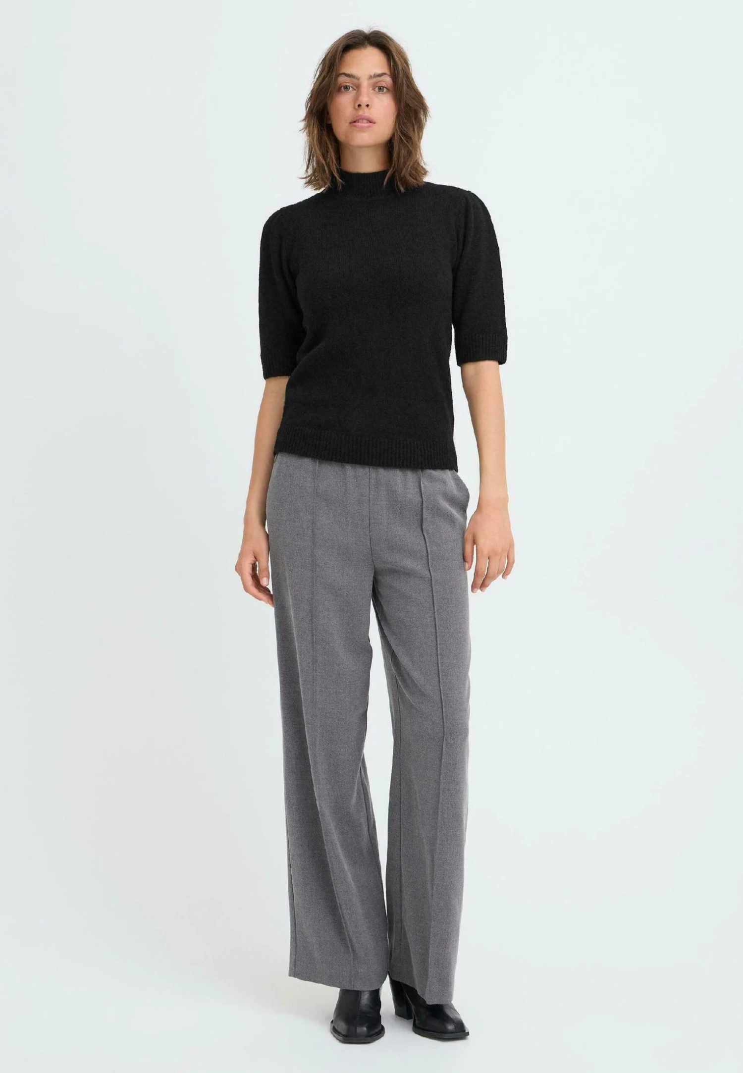 OXMO IHSIF - Basic T-shirt - Black 2 OXMO IHSIF - Basic T-shirt - Black - Image 2