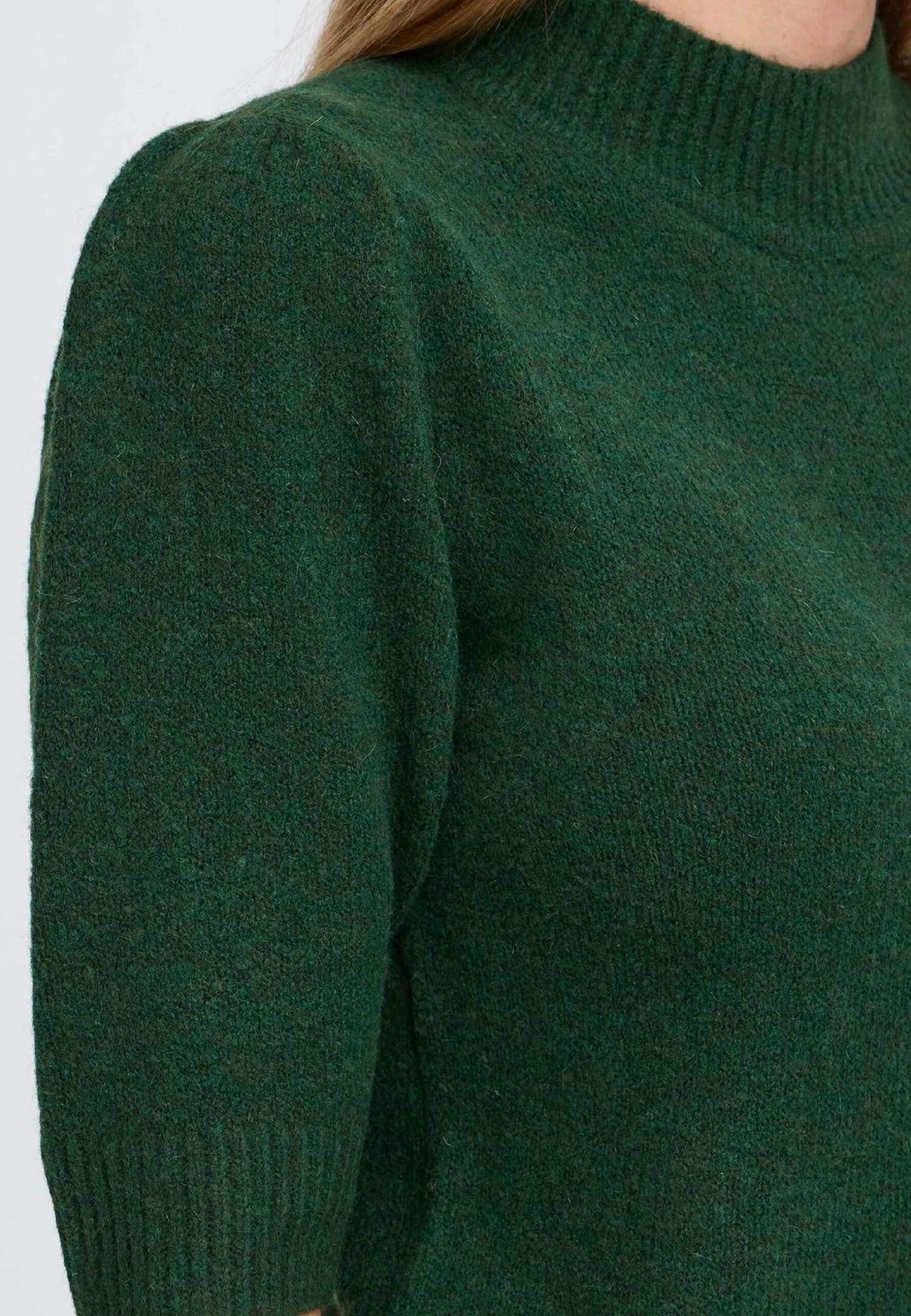 OXMO IHSIF - Basic T-shirt - Pineneedle 5 OXMO IHSIF - Basic T-shirt - Pineneedle - Image 5