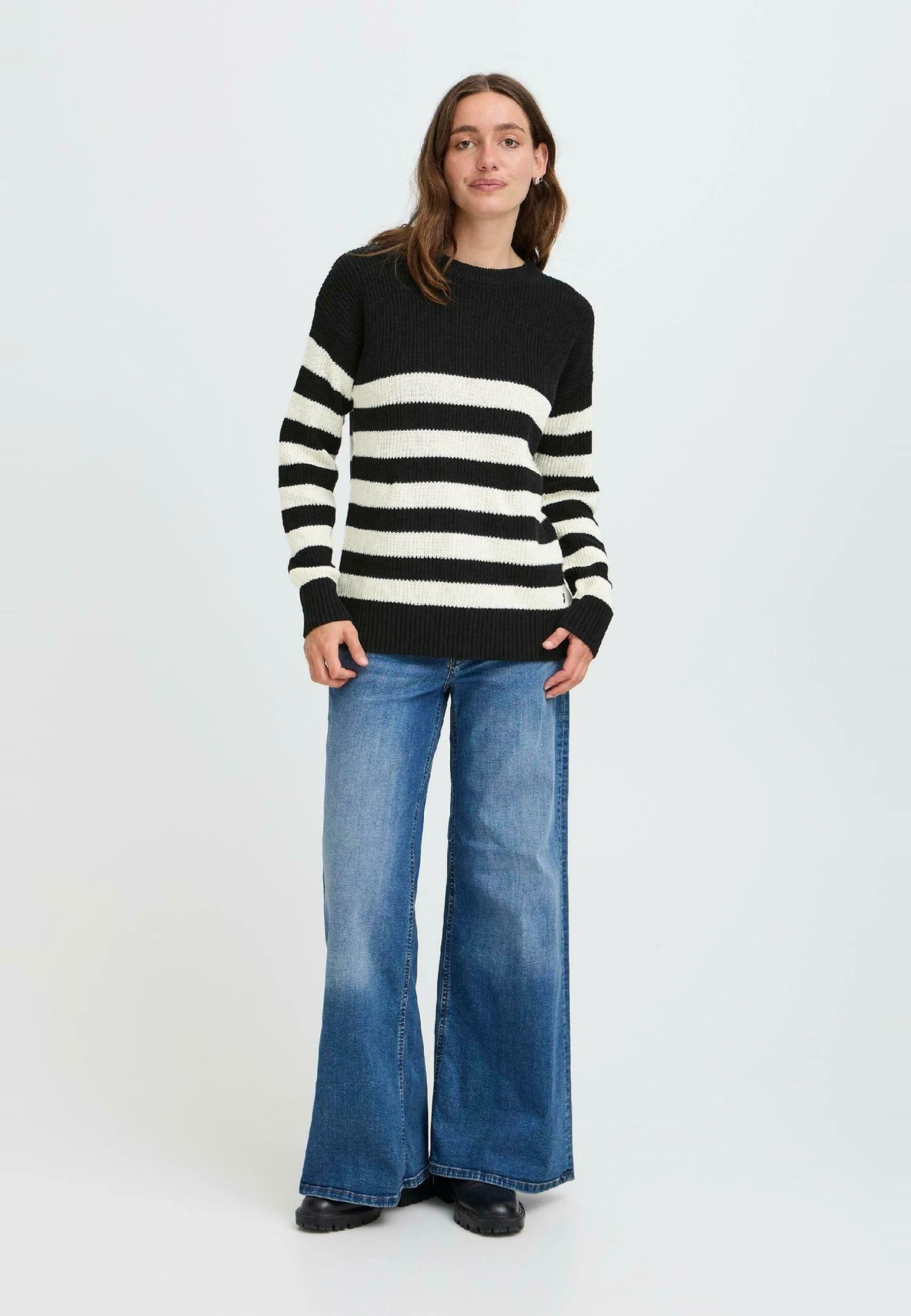 OXMO OXKAVINA - Jumper - True Black 2 OXMO OXKAVINA - Jumper - True Black - Image 2