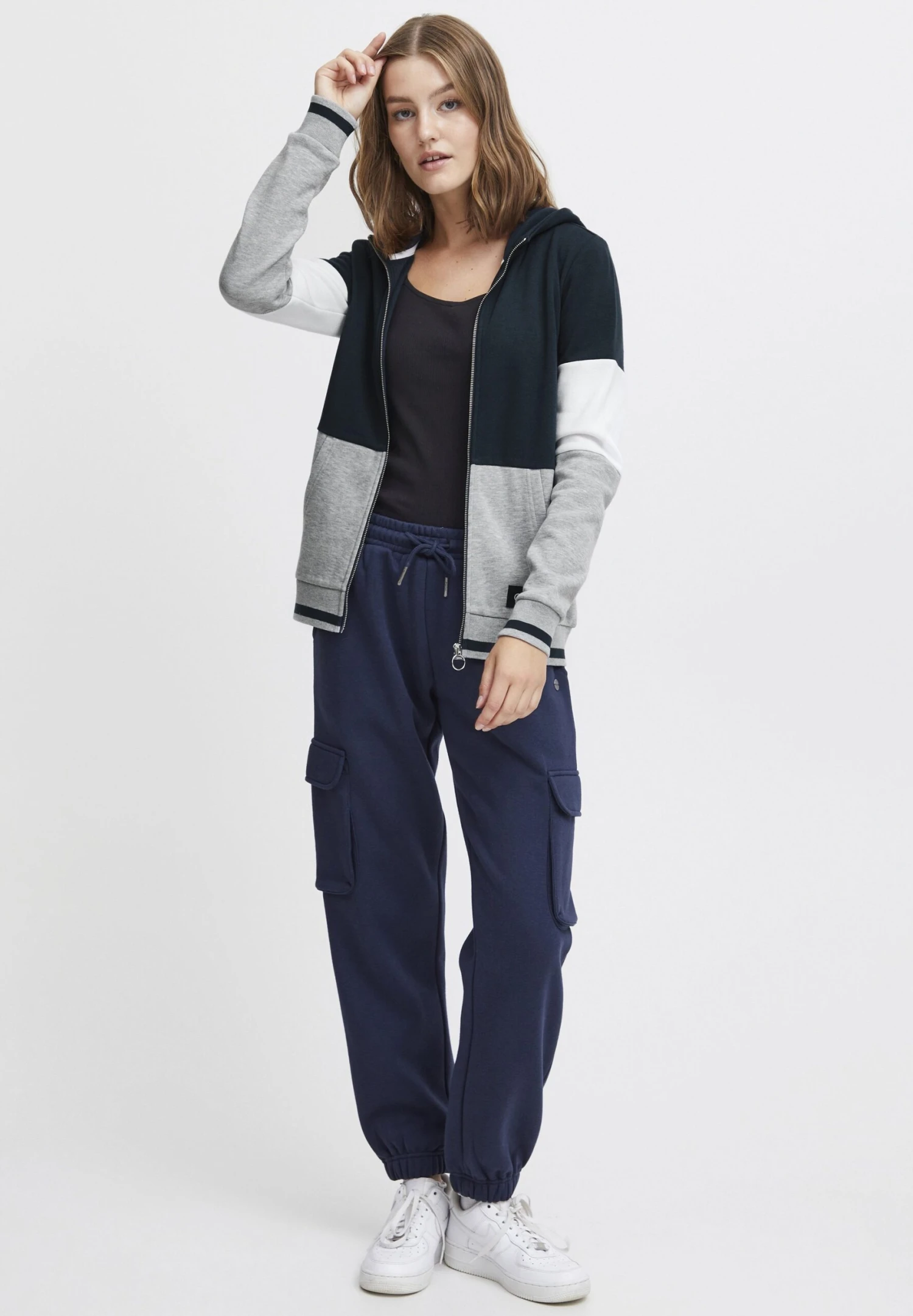 OXMO OXOmanna - Zip-up Sweatshirt - Insignia Blue 2 OXMO OXOmanna - Zip-up Sweatshirt - Insignia Blue - Image 2