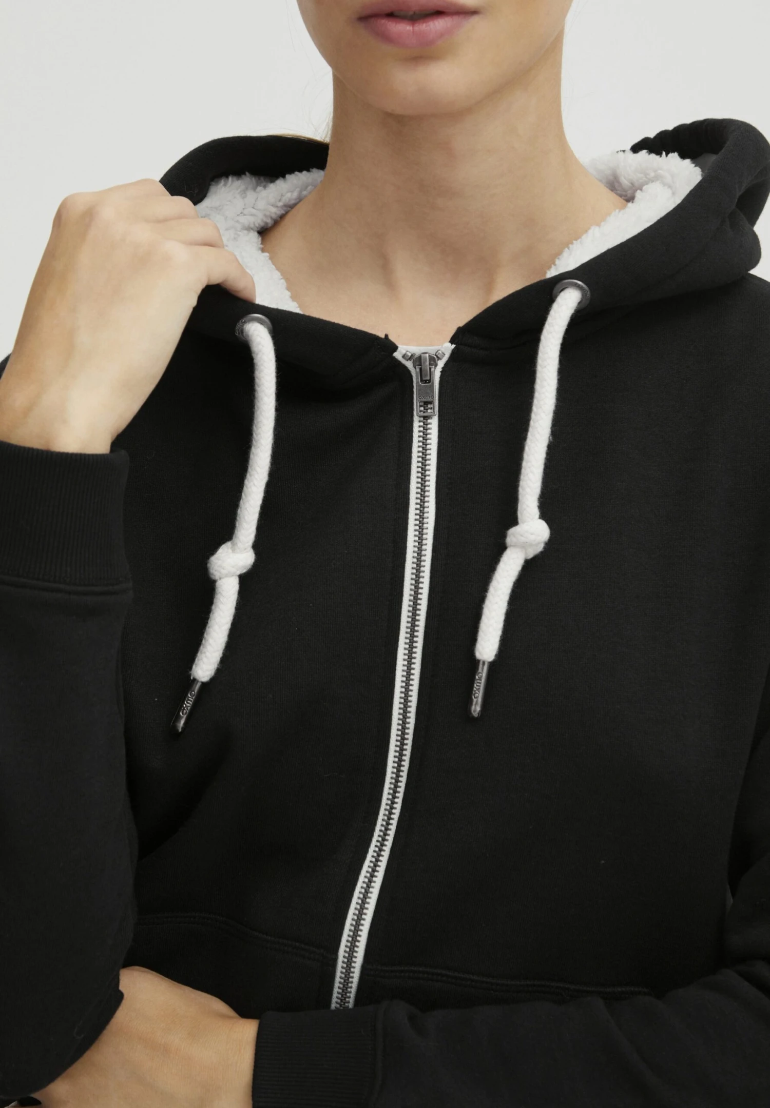 OXMO OXBINJI - Zip-up Sweatshirt - Black 4 OXMO OXBINJI - Zip-up Sweatshirt - Black - Image 4